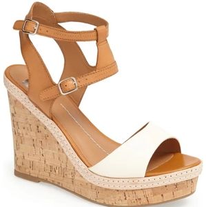 DV by Dolce Vita Jesper Wedges in Bone, SZ 9.5